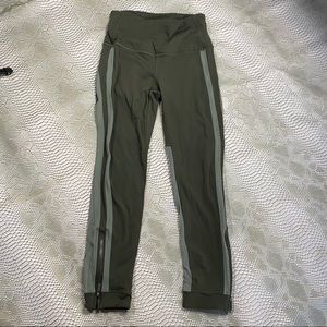 Lululemon green high waisted leggings mesh back